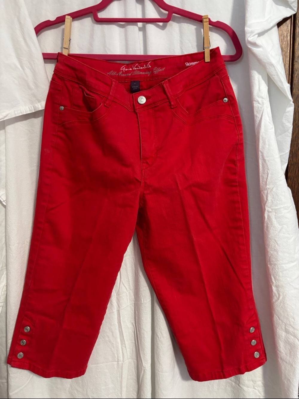 Gloria Vanderbilt Red Capris with Ankle Button Detail